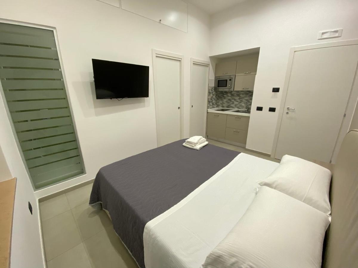 Room25Mq Cercola Exterior photo