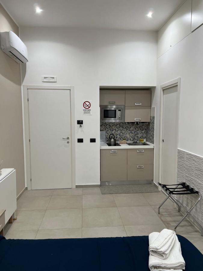 Room25Mq Cercola Exterior photo